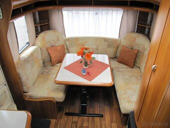 Prodám karavan Hobby 495 UL,r.v.2008 + mover + předstan. - 7