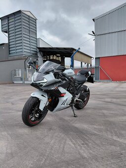 CF Moto 675 SR-R - 7