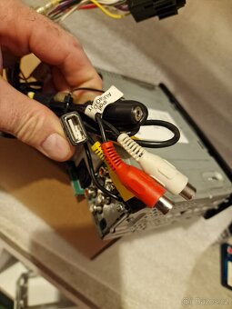 KENWOOD KIV 700 multimediální 1din - 7