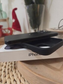 IPhone 16 Pro /256 GB - 7