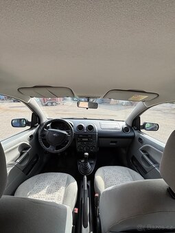 Ford fiesta 1.3 - 7