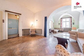 Prodej rodinného domu 740 m2 Husovo náměstí, Nové Město nad  - 7