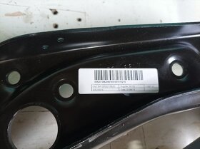 Fiat Panda 2012- přední spodní ramena L+P ORIG - 7