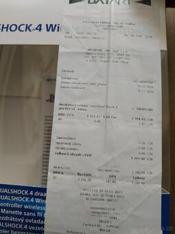 PS4 Pro 1T + dva ovladače + 5 her - 7