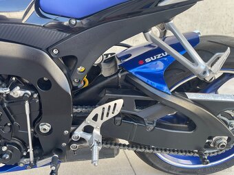 Suzuki GSXR - 7