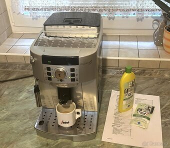 DELONGHI automatický kávovar - TOP STAV - - 7