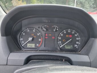 Škoda Fabia kombi 1.4 Mpi Lpg - 7