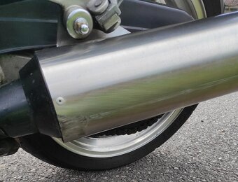 Kawasaki ZZR 1100 - 7