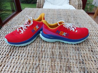 Běžecké a trekové boty HOKA - 7