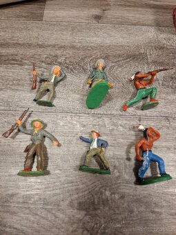 Stará autíčka Matchbox a jiné značky - 7