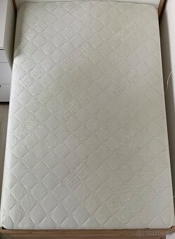 Dřevěná postel 120x200 + MATRACE A ROŠTY - 7