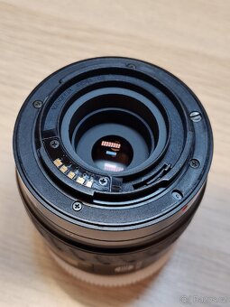 Minolta AF Zoom 35-70mm (A-mount) - 7