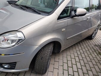 Lancia Musa  2011 - 7