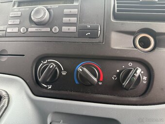 Ford Transit 2,2 - 7