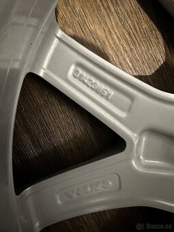 Volvo XC60 II - orig. ALU disky 5x108 R18 - 7