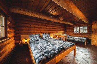 Srub v hraniční oblasti absolutní tmy Manětín / Rabštejn - 7