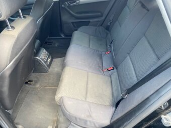 Audi A6 2.7Tdi 132kw Manuál 2006 Rok sedan - 7