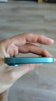 Apple iPhone 16 Blue 128GB, zánovní, perfektní stav,bat100% - 7