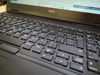 PRODÁM Dell Latitude 5590 - 7
