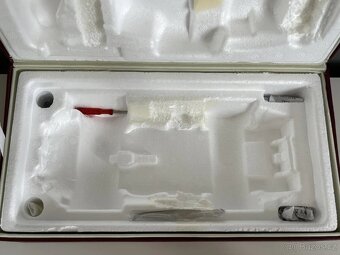 CMC 1:18 Ferrari 250 GTO Tour de France 1964 Winner #172 - 7