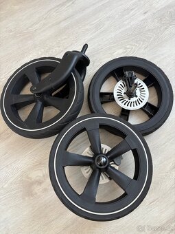 TFK MONO 2 a dvě sady koleček nafukovací i bezúdržbová - 7