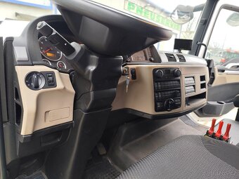 MAN TGL hákový nosič kontajnerov - 7