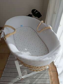 Mojžišův košík s houpacím podvozkem - 7