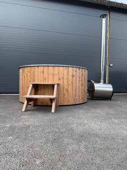 Koupací sud – Luxusní relaxace pro 6-7 osob - 7