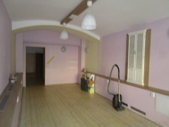 Pronájem-obchod 130m2 - 7
