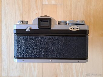 Nikon F - 7