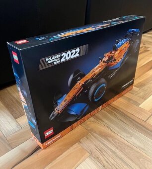 Nové Lego Technic 42141 Závodní auto McLaren Formule 1 - 7
