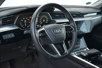 Audi e-tron 55 300KW S-Line Panorama - 7