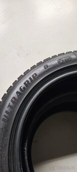 245/45/18 Goodyear Ultragrip, Run flat, 4420, 7.8mm-7.0mm. - 7