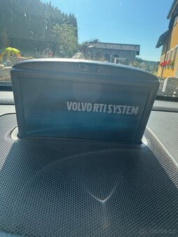 Volvo V70 II  2,4D5 136kw - 7