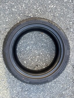 Pěkné zimní pneu Nexen Winguard Sport 215/45/17 vzorek 8mm - 7
