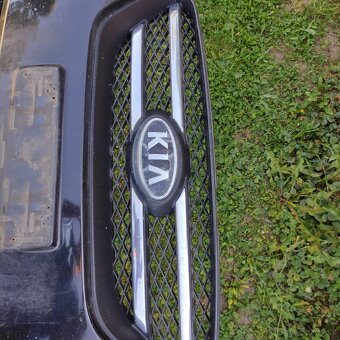Kia carens přední nárazník maska - 7
