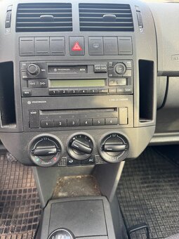 Volkswagen Polo - 7