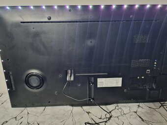 Ultratenký 3D LED televizor Philips Smart 42"
42PFL7008K/1 - 7