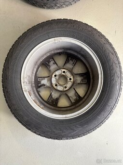 Sada Volvo s pneu Nokian 215/65 R16 - 7
