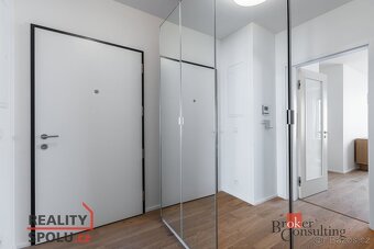 Pronájem, byty/1+kk, 32 m2, U průhonu 700/10, 17000 Praha, H - 7