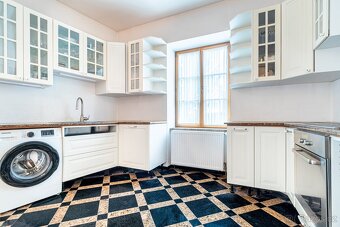 Prodej rodinného domu, 508 m2 - Hostivice, ul. Litovická - 7