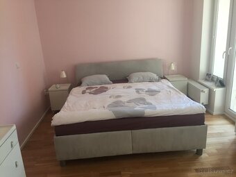 Komoda a 2 noční stolky na kolečkách Ikea - 7