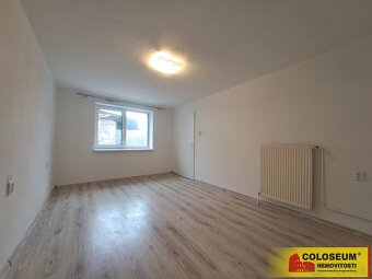 Znojmo - Konice, pronájem bytu 3+1, 65 m2, nezařízený - byt - 7