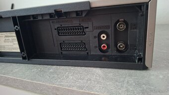 Videorekordér Panasonic NV HD647 + VHS kazety 41 ks. - 7