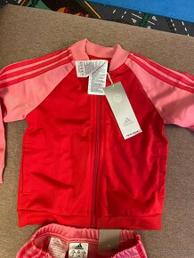 Dívčí tepláková souprava Adidas,NOVÁ, vel. 86 - 7