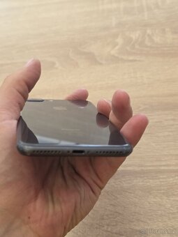 iPhone 8 plus 64GB (číst popis) - 7