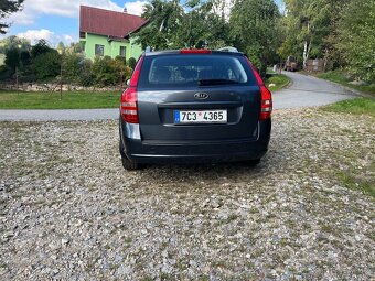 KIA CEED 1.4 - 80Kw - 7
