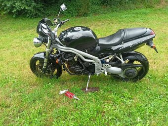 Triumph speed triple 955 - 7