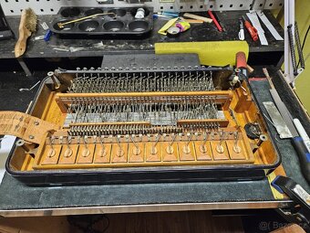 Opravy,ladění akordeon,heligonka - 7