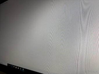 Stolní počítač i5, 8GB RAM včetně 23" FHD HP monitoru - 7